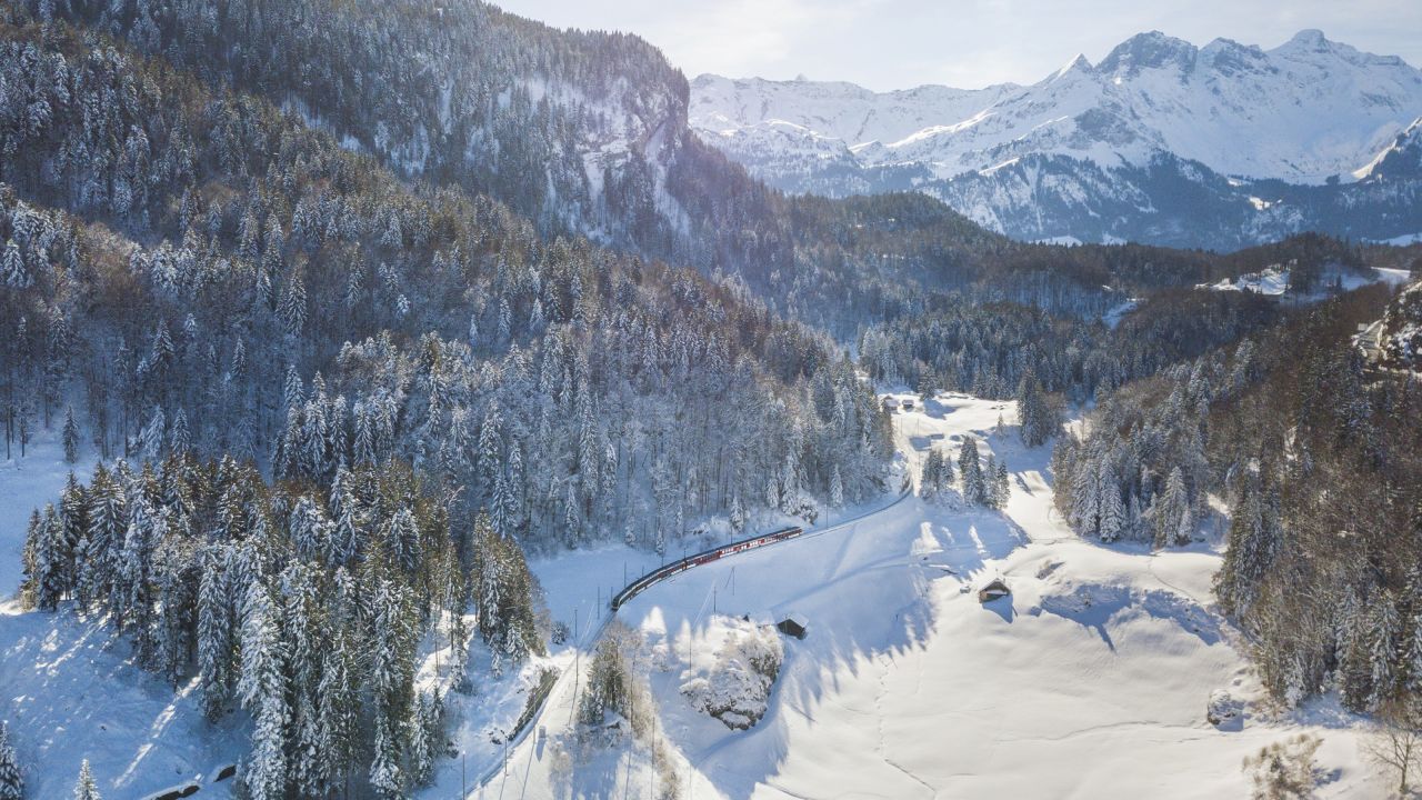 Train, Zentralbahn/ZB, Winter, Zentralschweiz
